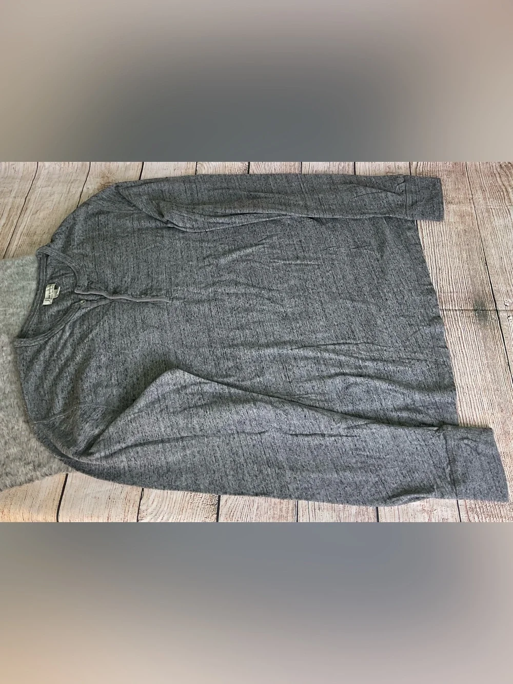 J. Crew Men's Long Sleeve Henley Heather Gray Size XLT